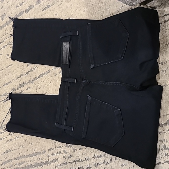 Aritzia The Castings high rise cigarette Jeans Overdye Black, raw edge hems - Picture 4 of 7